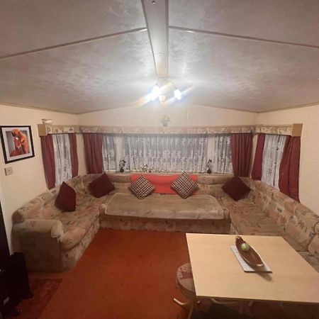 Kerrys Place, 75 Sealands Caravan Site, Ingoldmells 6 Berth Hotel Bagian luar foto